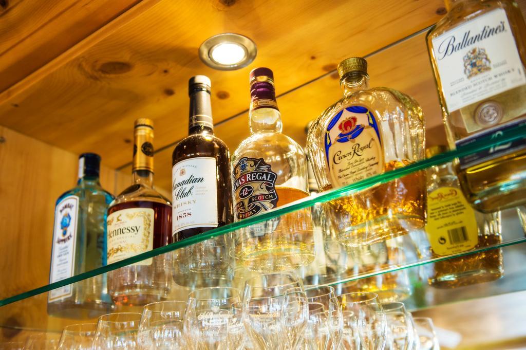 阿鹏克朗酒店 格罗萨尔 外观 照片